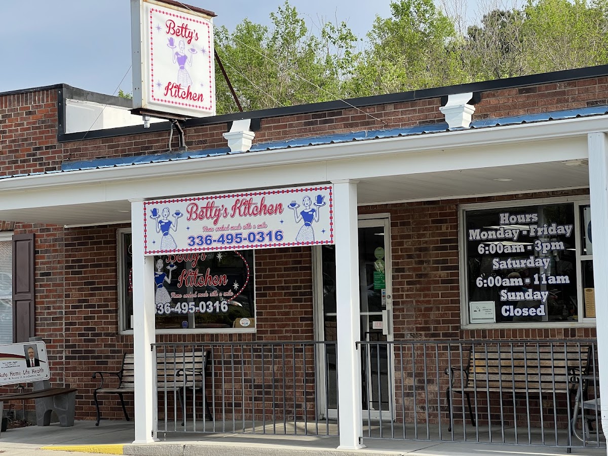 Betty's Kitchen-1